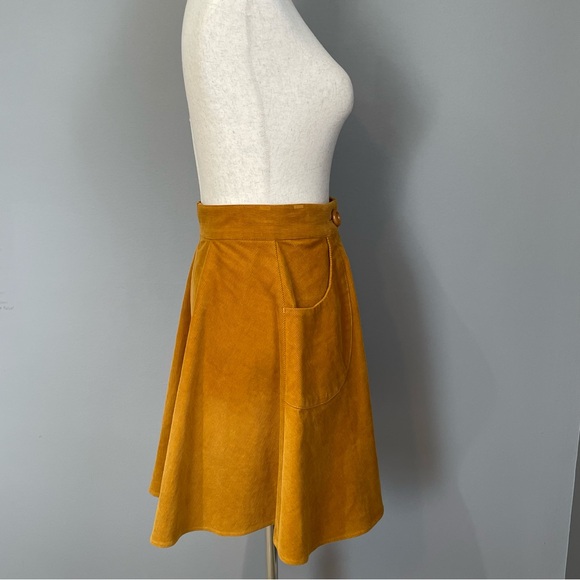 Hell Bunny Corduroy Mini Skirt Size XS Mustard Yellow High Waist 100% Cotton - Picture 5 of 11